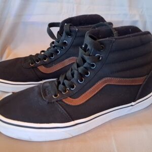 Vans Womans Size 9 Black and Brown High-Top Sneakers